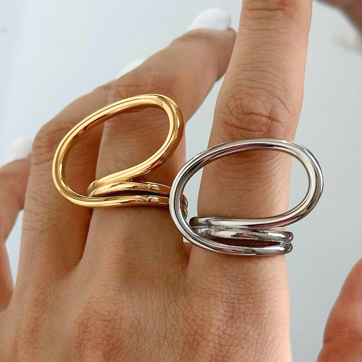 Elysian Minimalist Gold Band