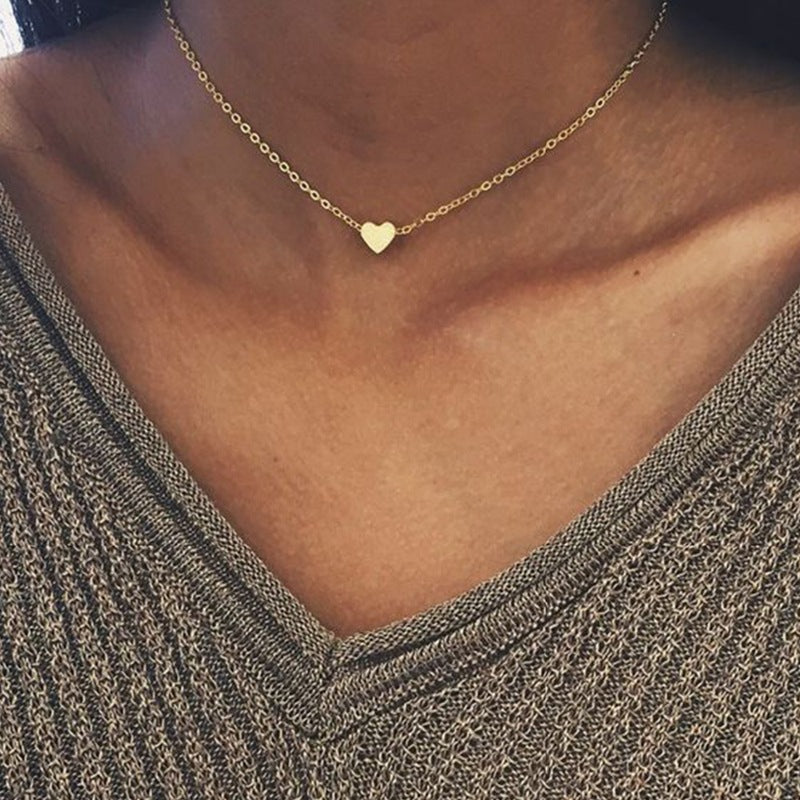 Elegant Daphne Gold Necklace