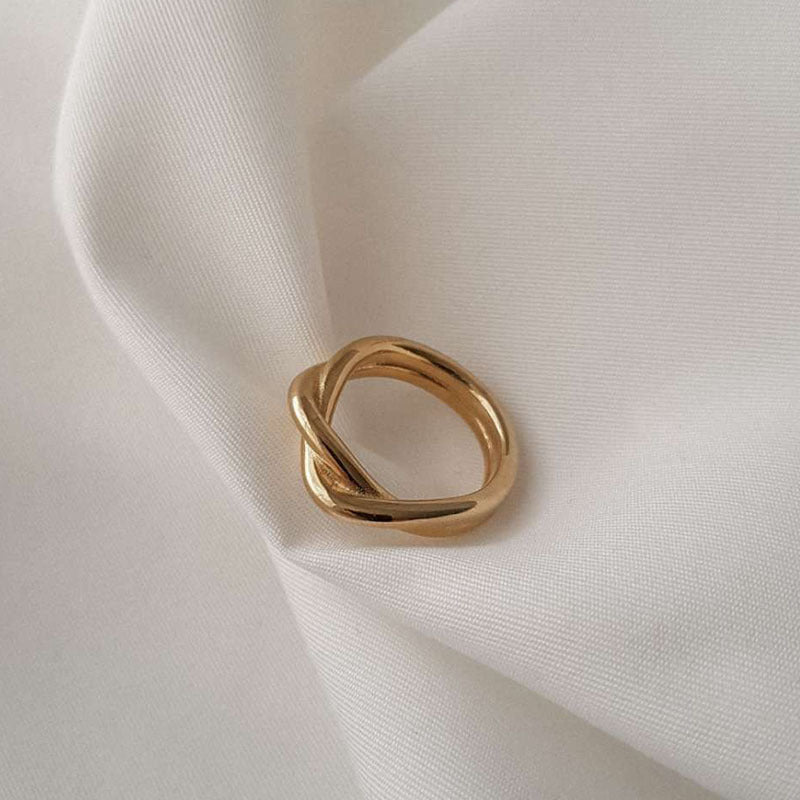 Twisted Bliss Gold Ring