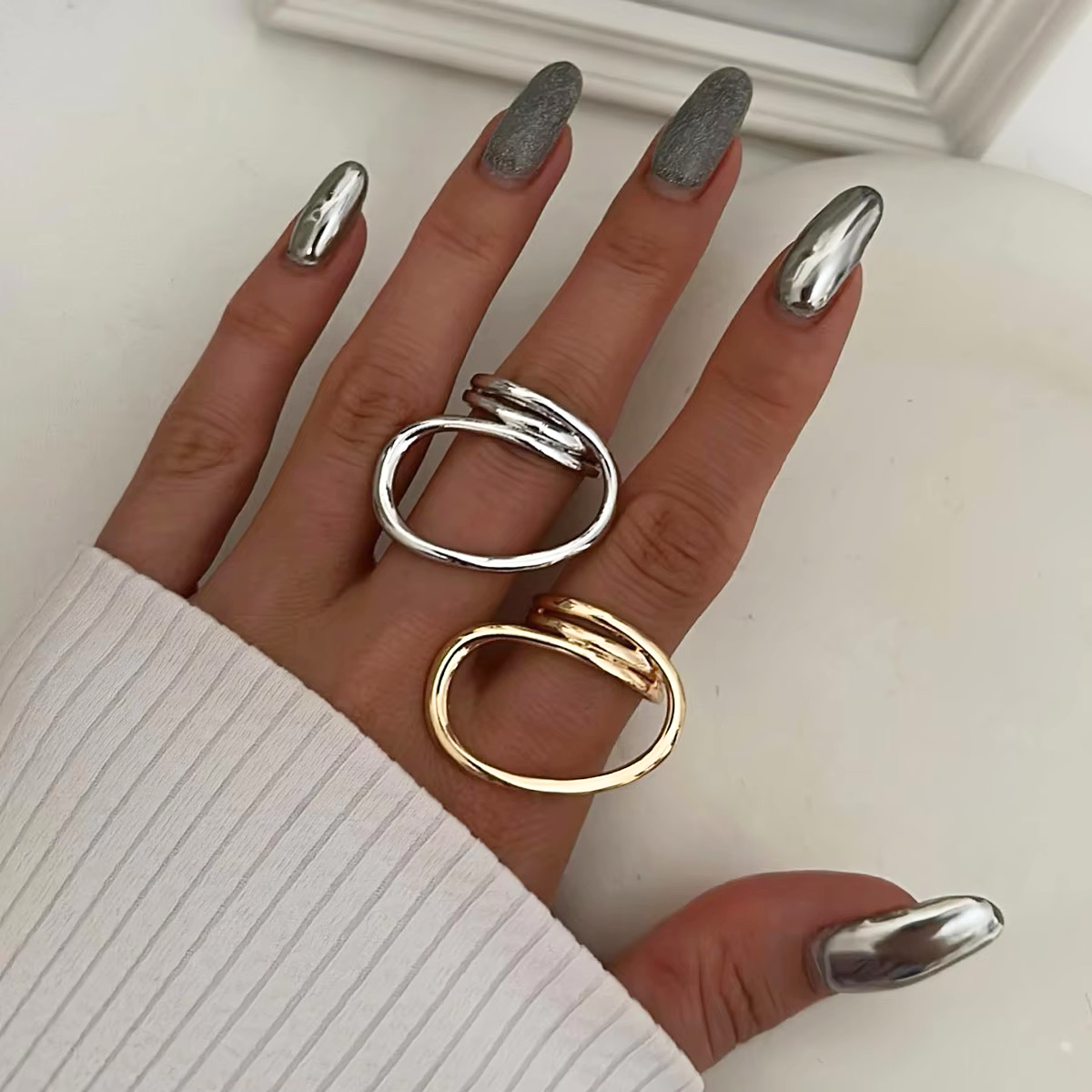 Elysian Minimalist Gold Band