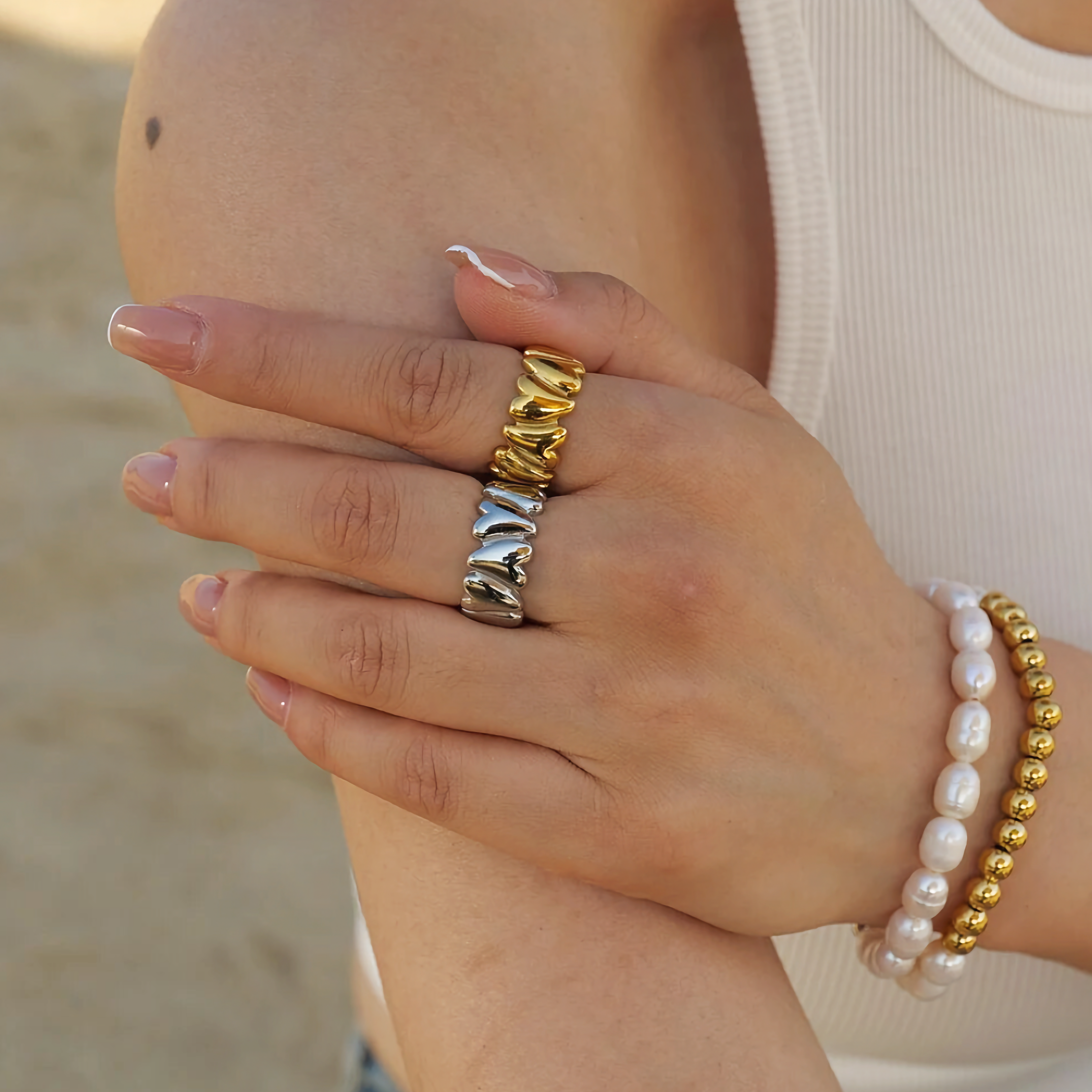 Elegance Gold Band