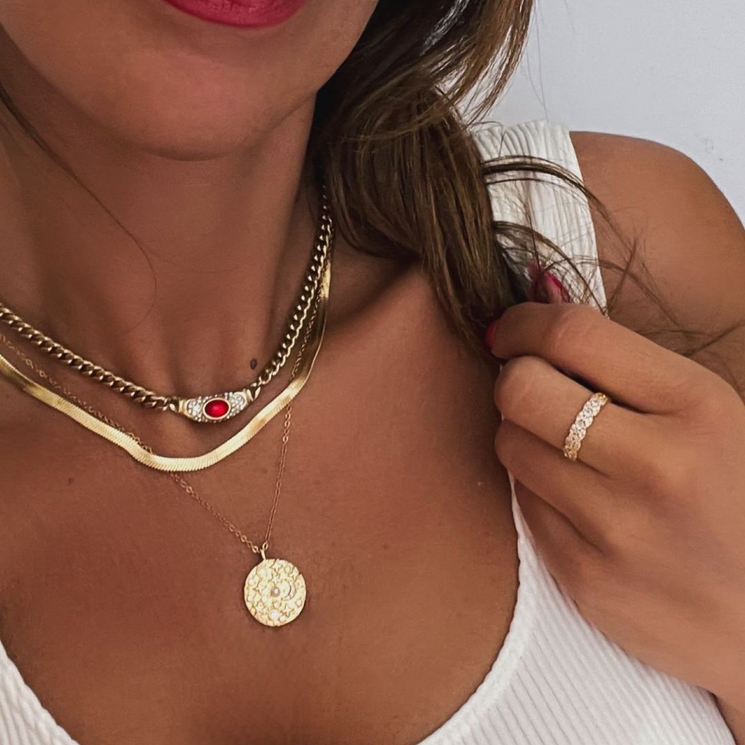 Isabella's Timeless Radiance Necklace