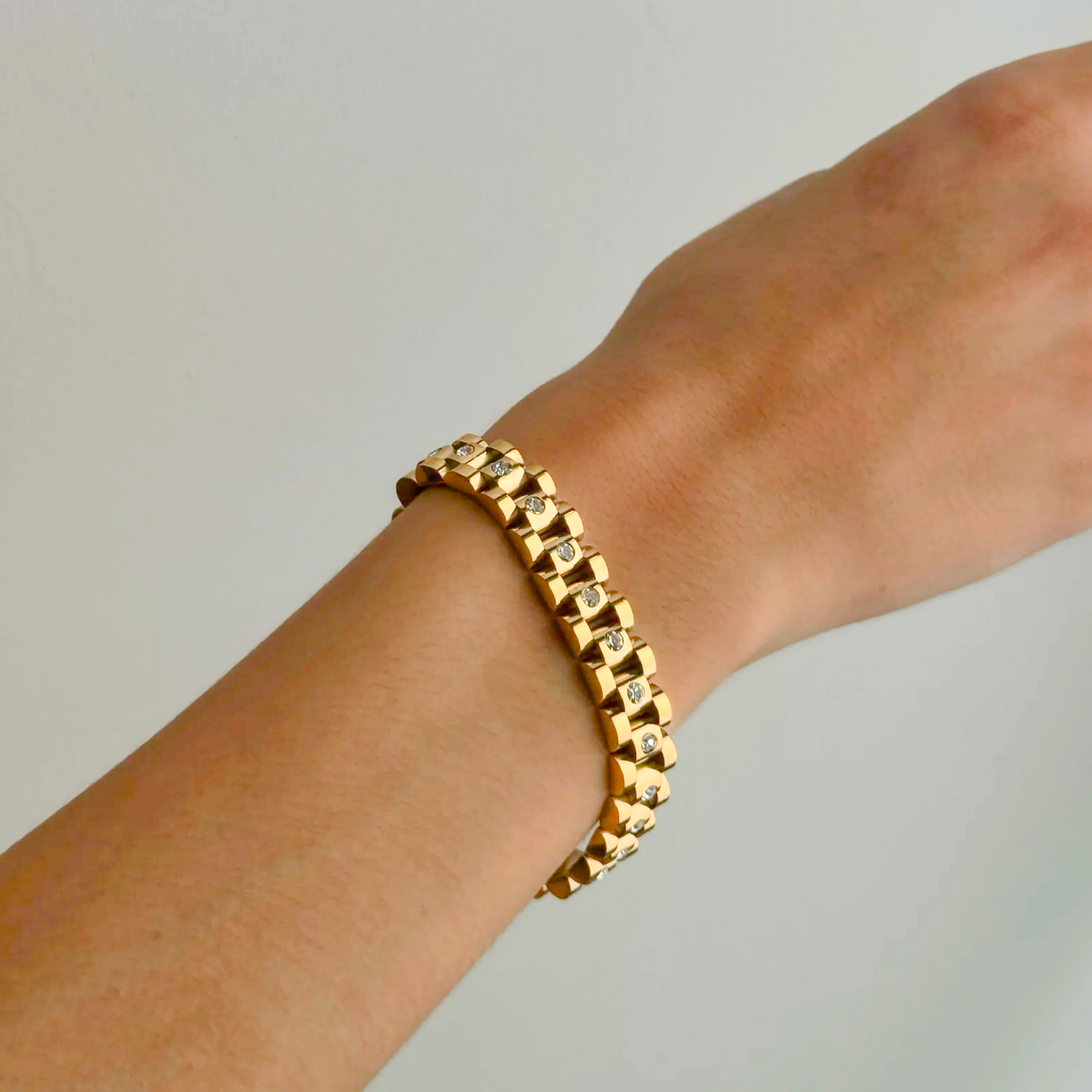 Gladia Gold Diamond Bracelet