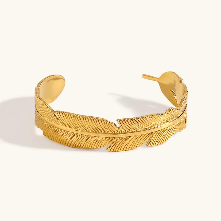Divine Feather Gold Bangle