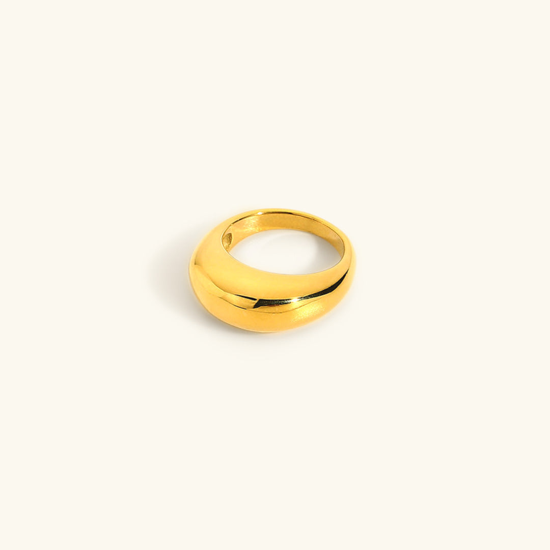 Elegant Gold Band