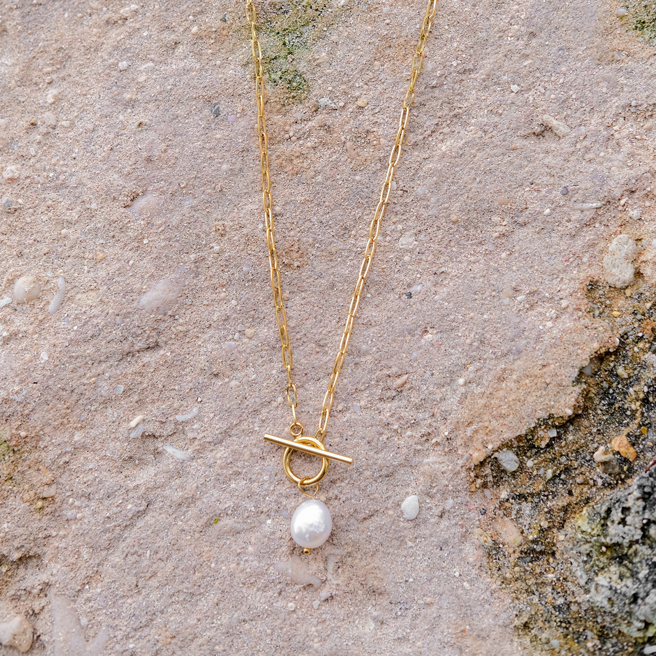 Venus Pearl Necklace