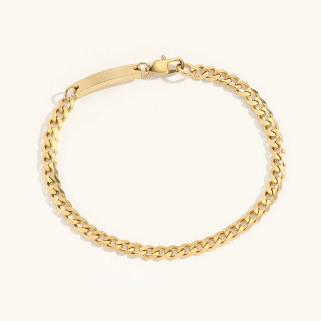Elegant Gold Chain Bracelet