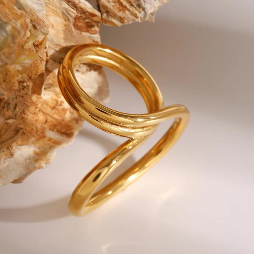 Elysian Minimalist Gold Band