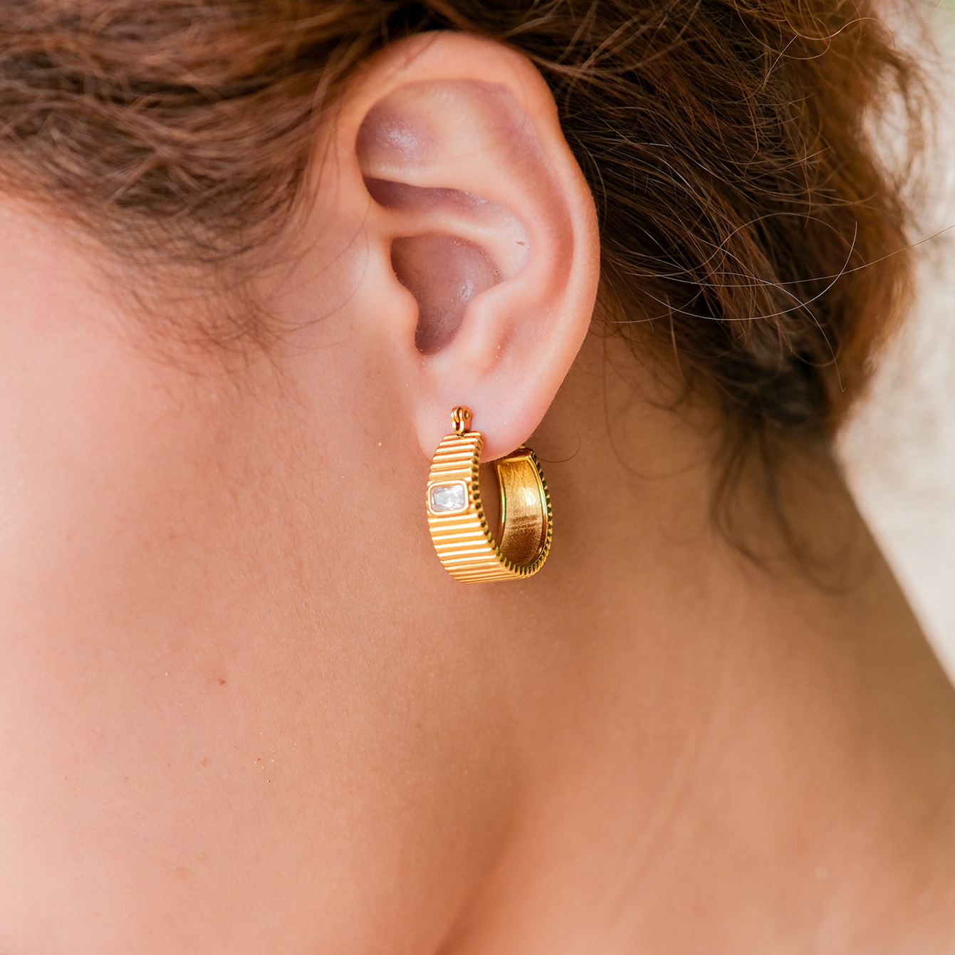 Carole Sparkling Gold Hoops