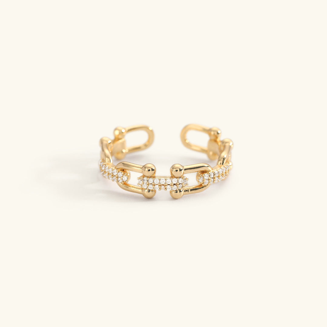 Luxe Radiance Gold Ring