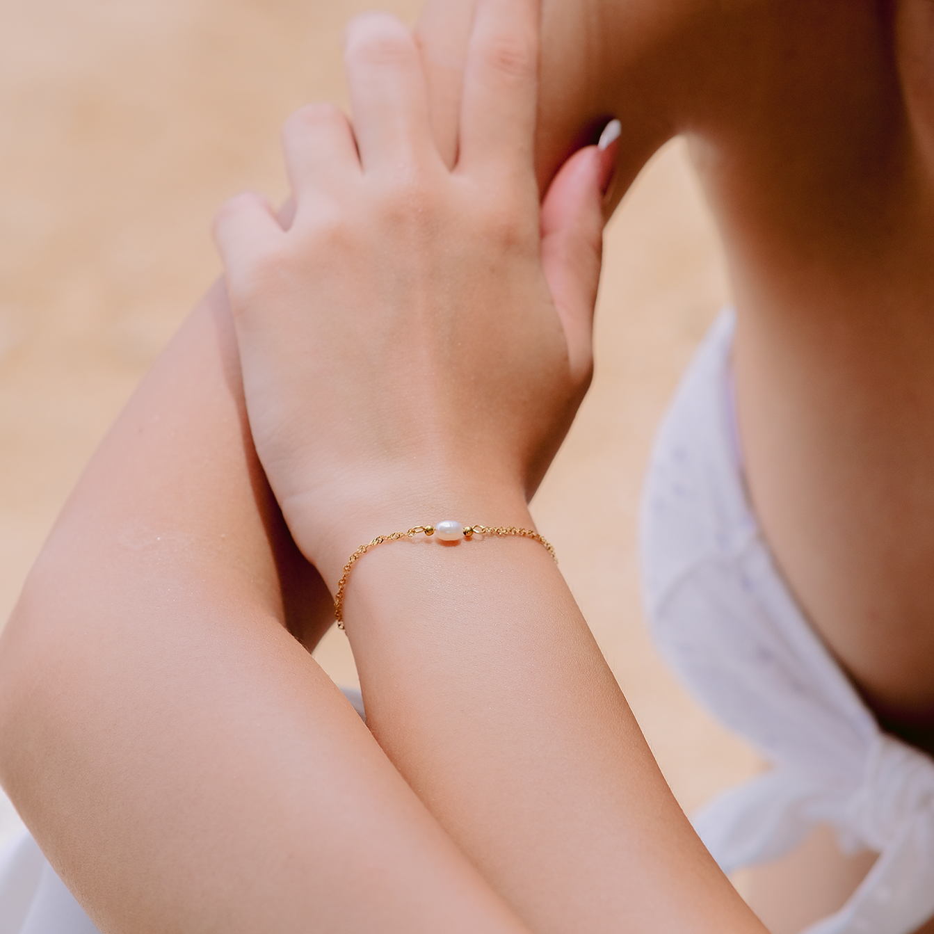 Luminous Pearl Gold Bracelet