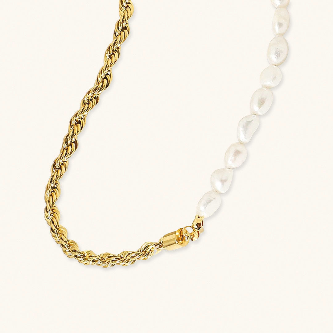 Aethelred Gold Pearl Choker