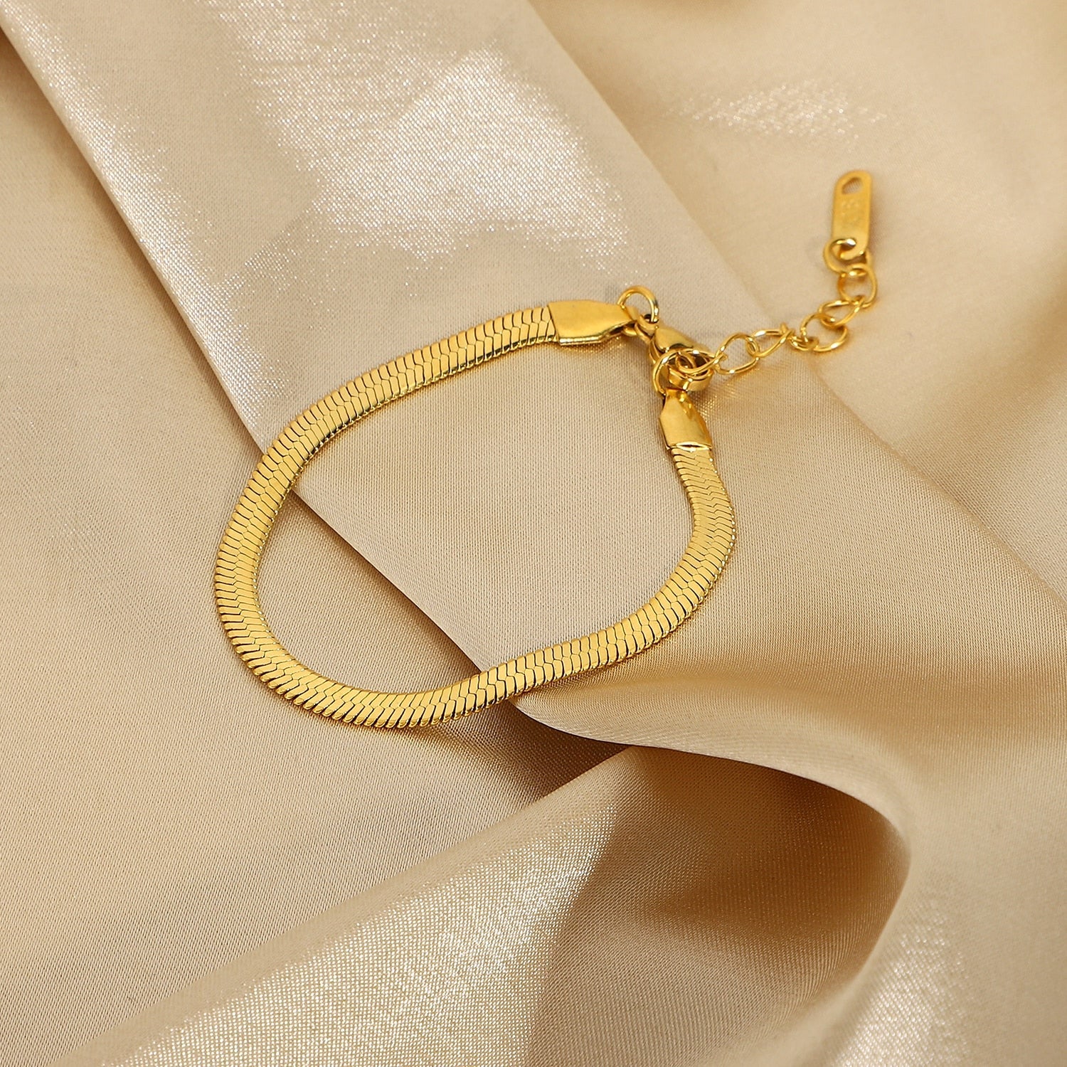 Elegance Herringbone Gold Bracelet