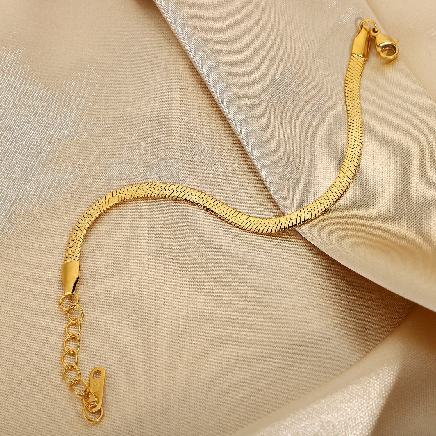 Elegance Herringbone Gold Bracelet