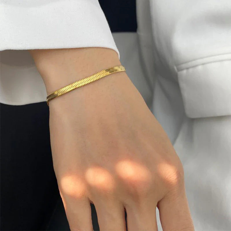 Elegance Herringbone Gold Bracelet