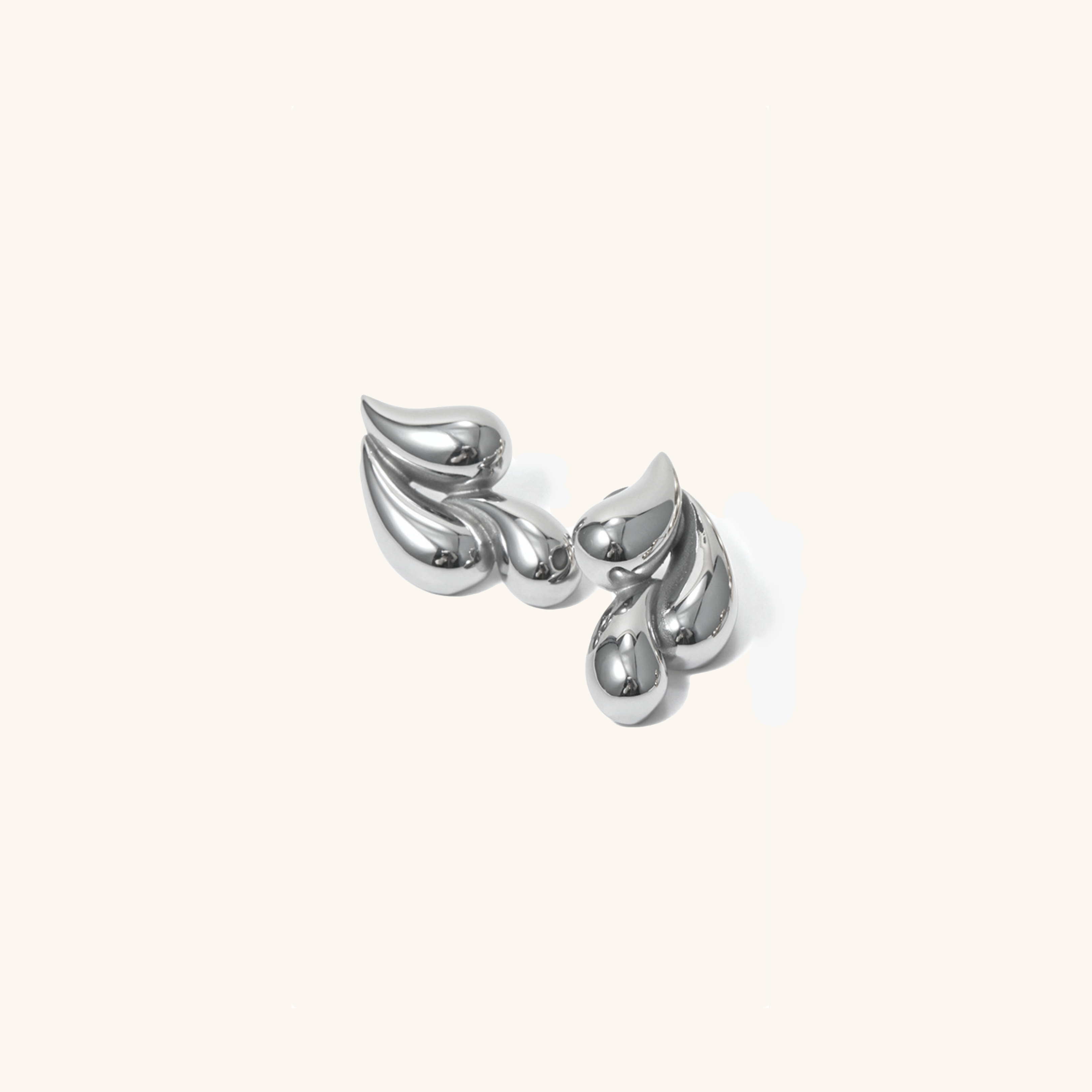 Lulu Waterdrop Gold Earrings