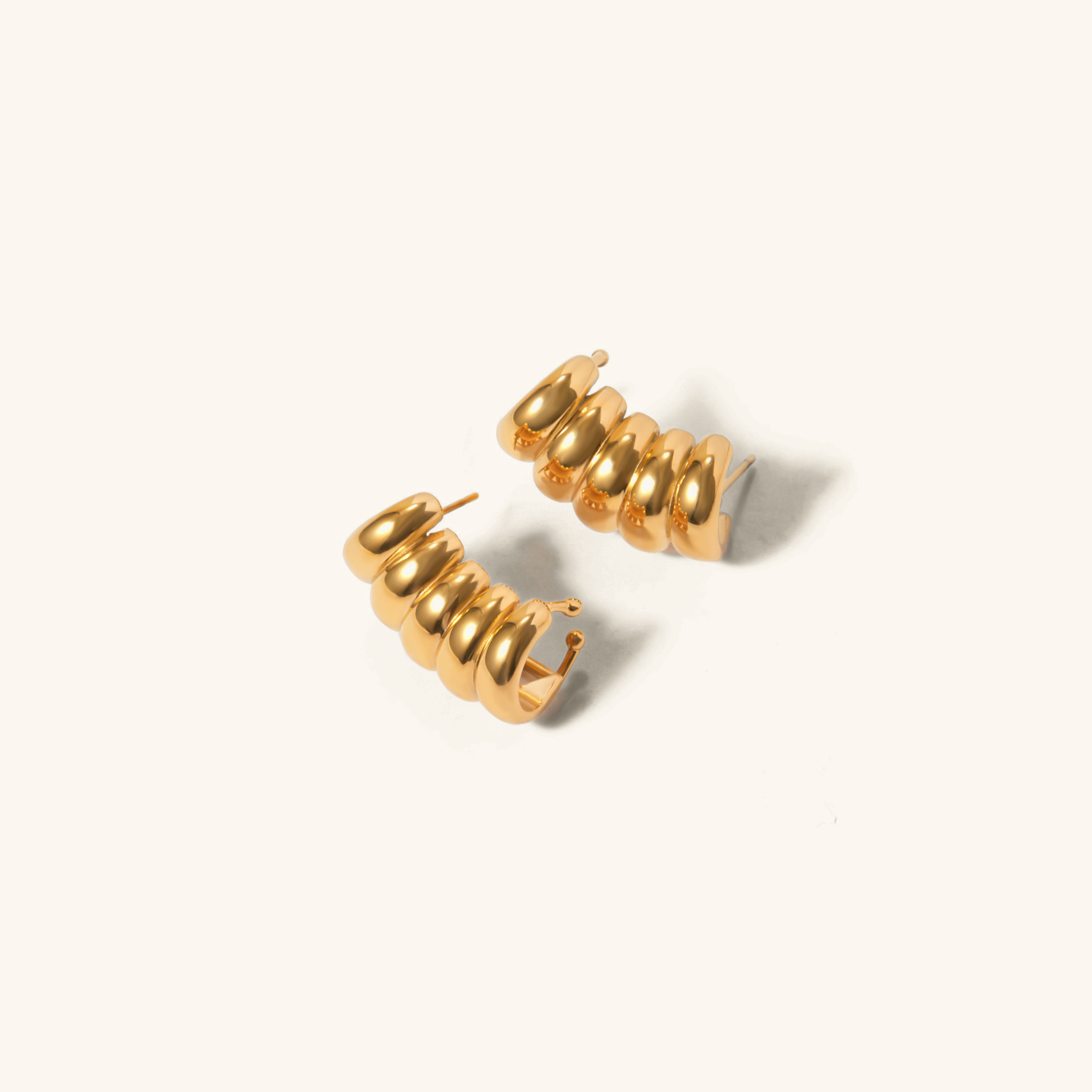 Aura Gold Huggies