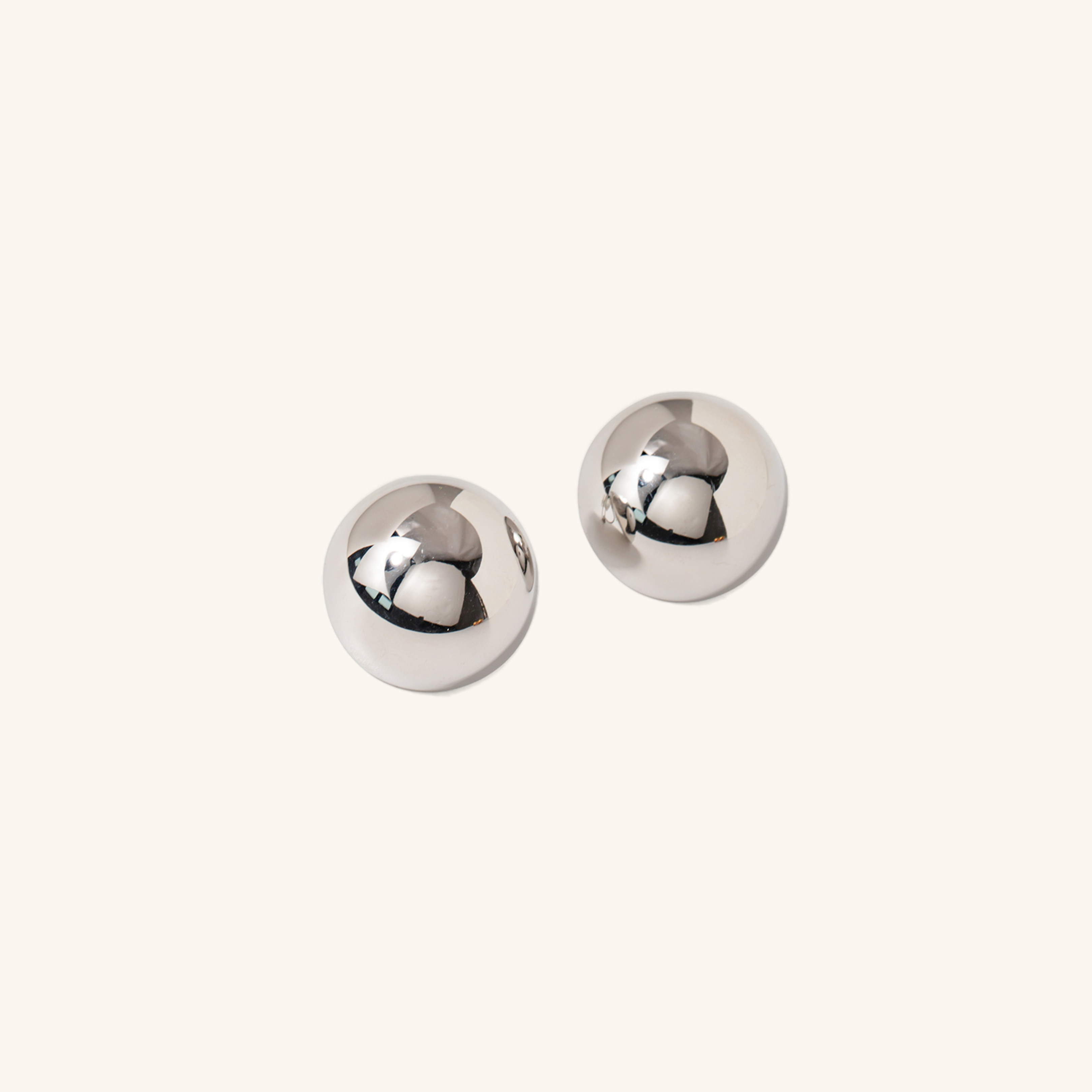 Chunky Gold Circle Studs