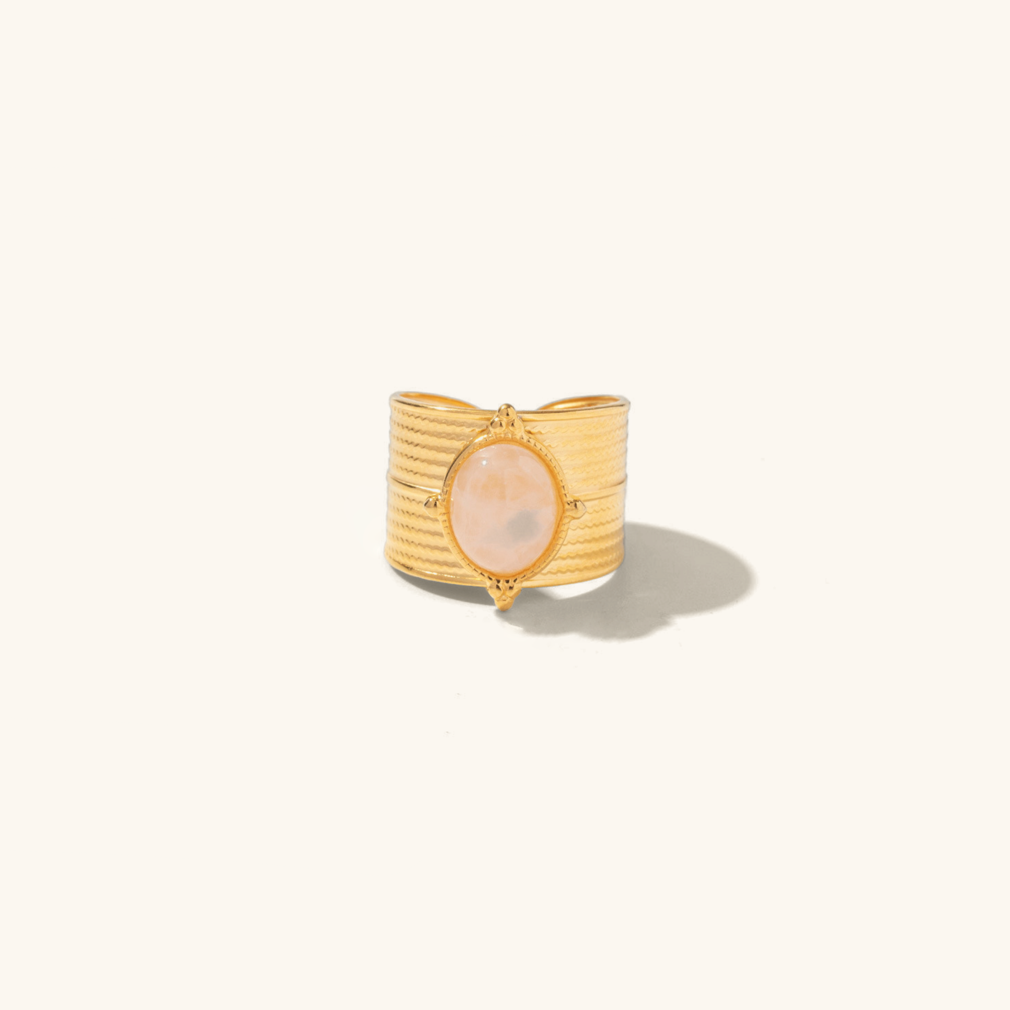 Elegant Pearl Gold Ring