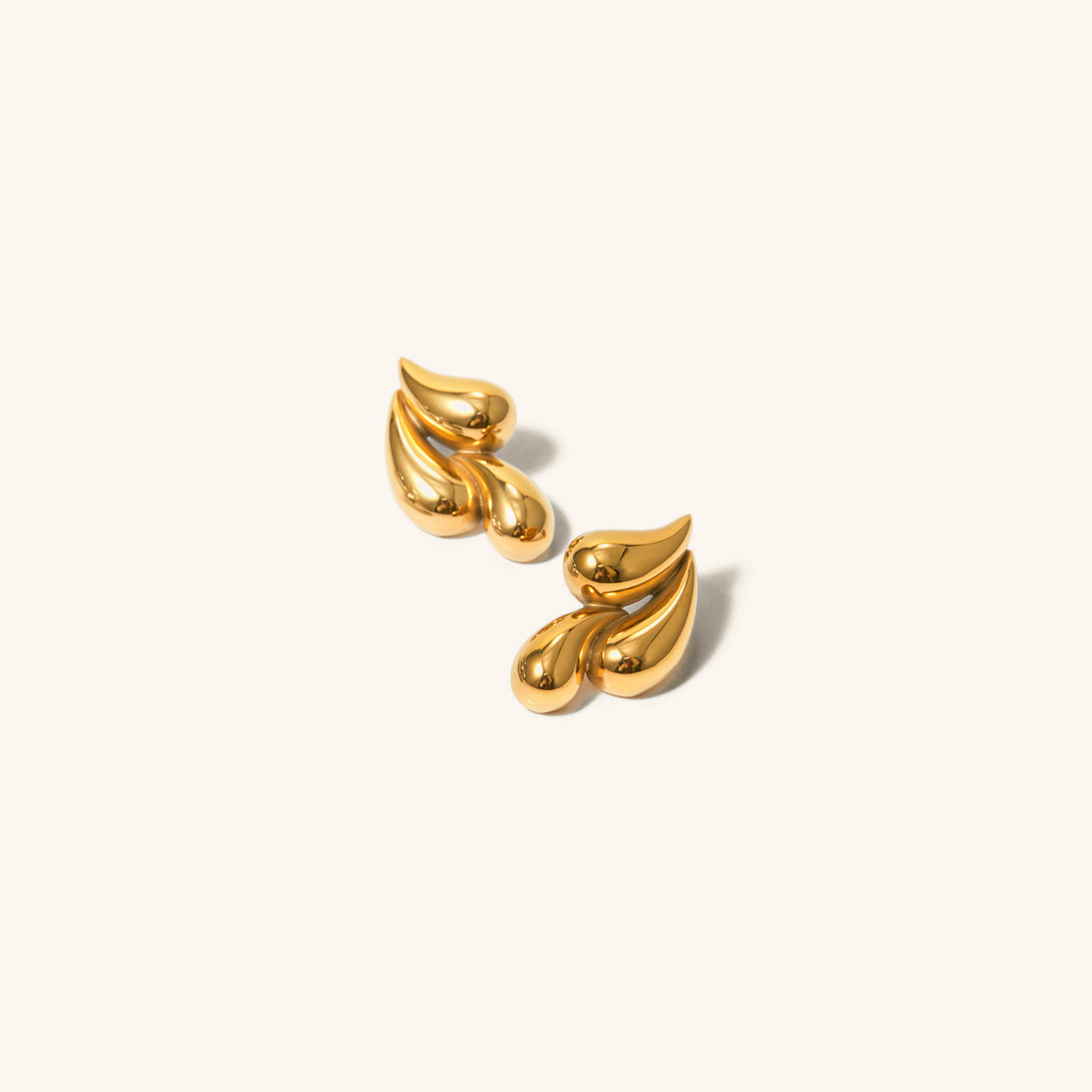 Lulu Waterdrop Gold Earrings