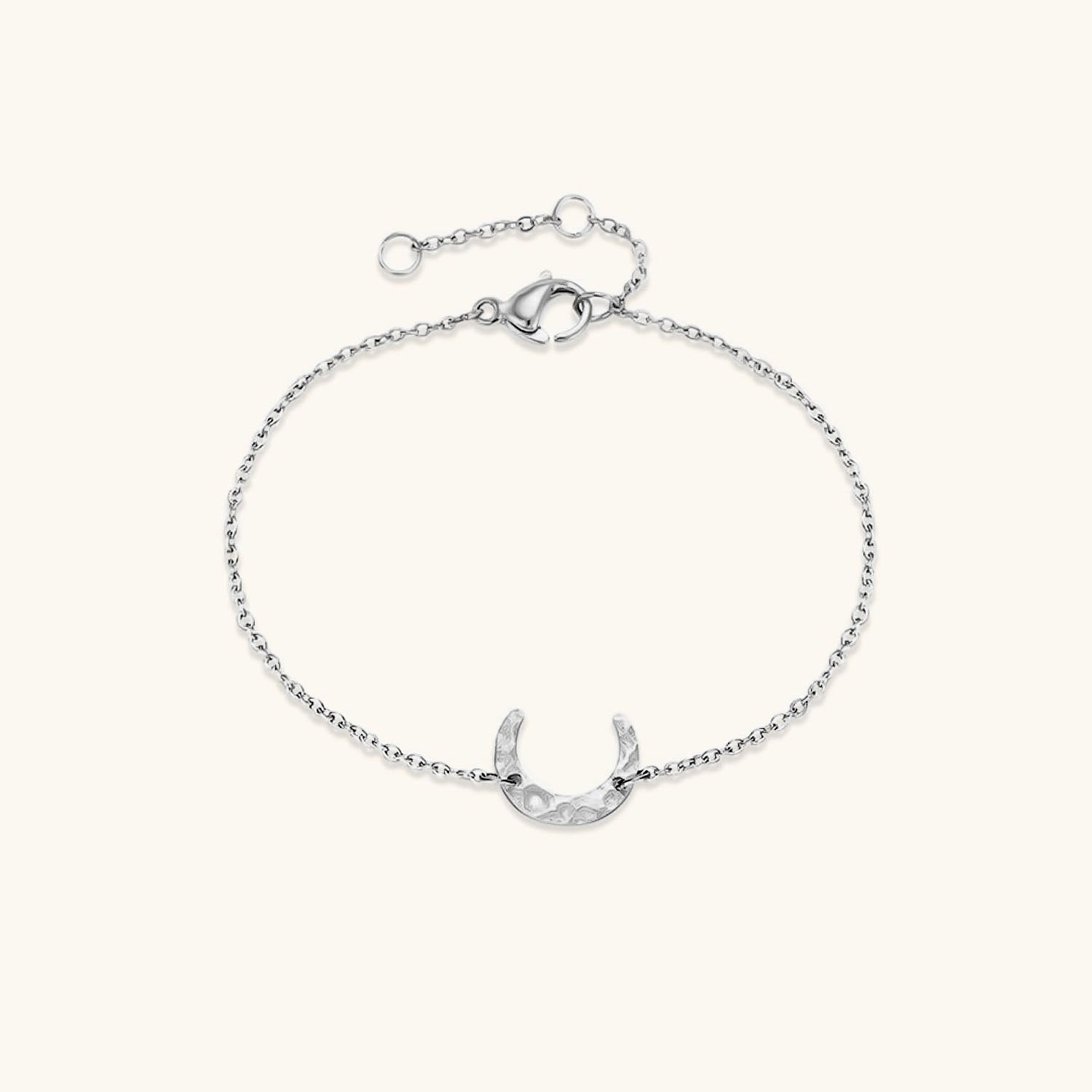 Elegant Gold Chain Bracelet