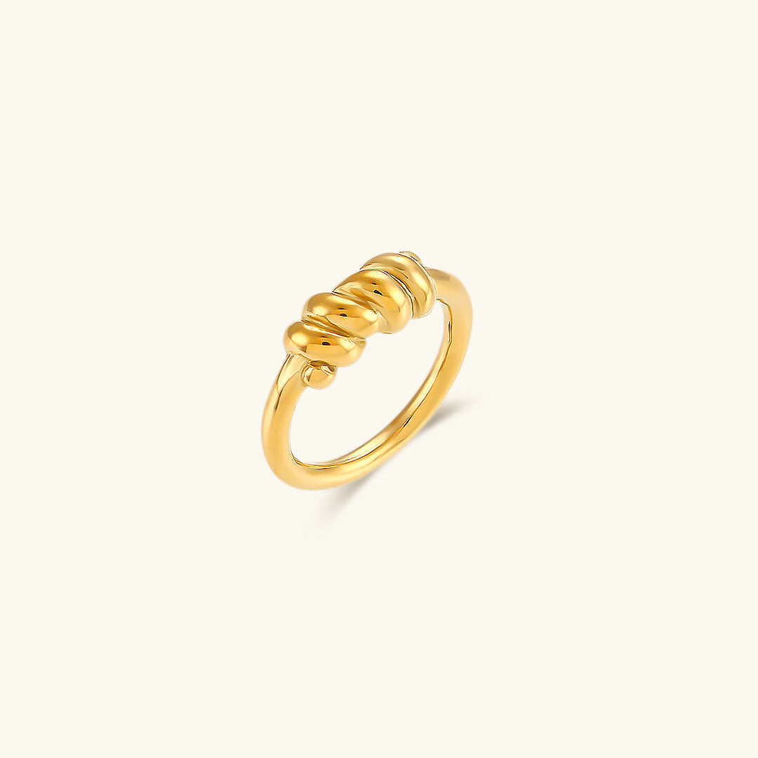 Twisted Elegance Gold Ring