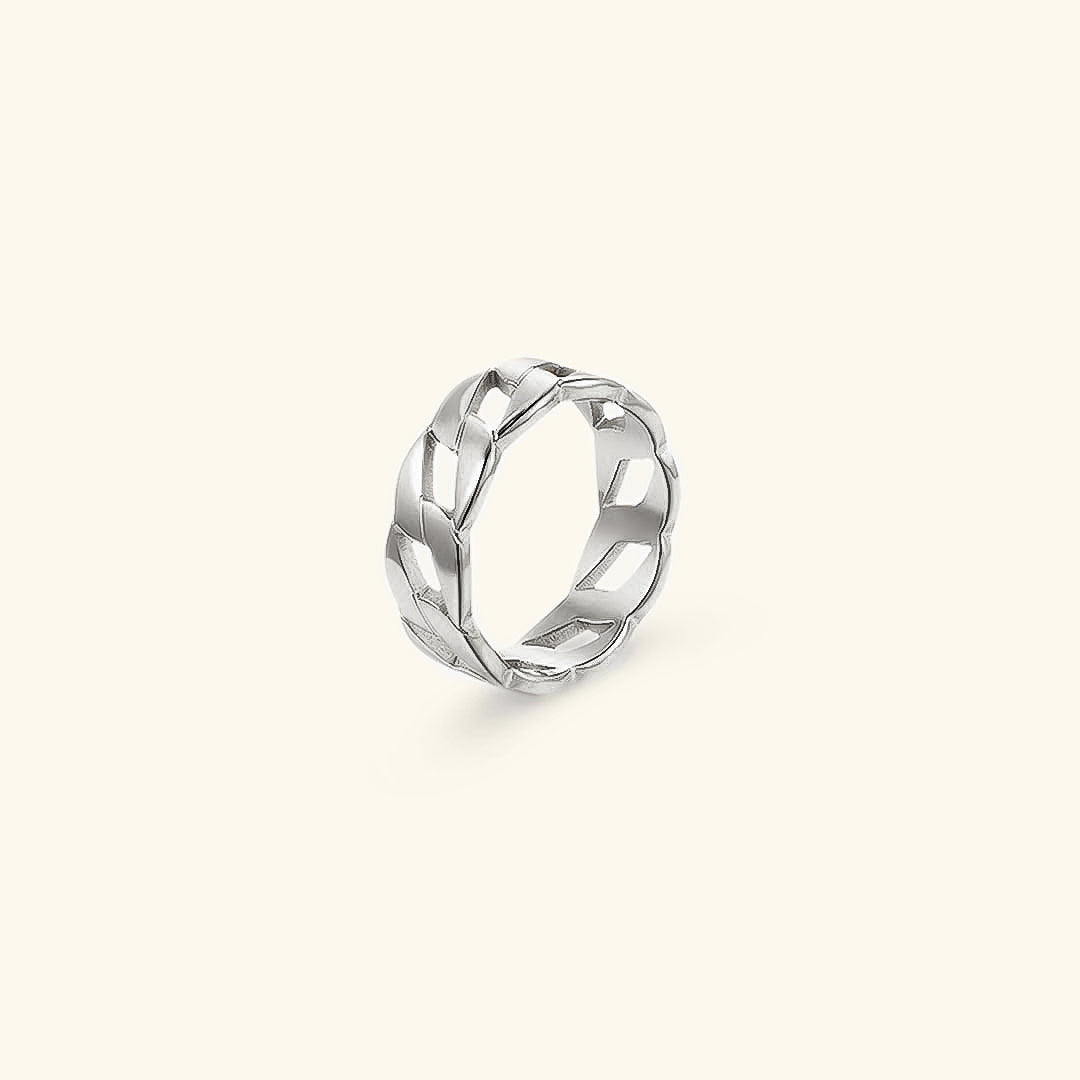 Luxe Elegance Gold Band