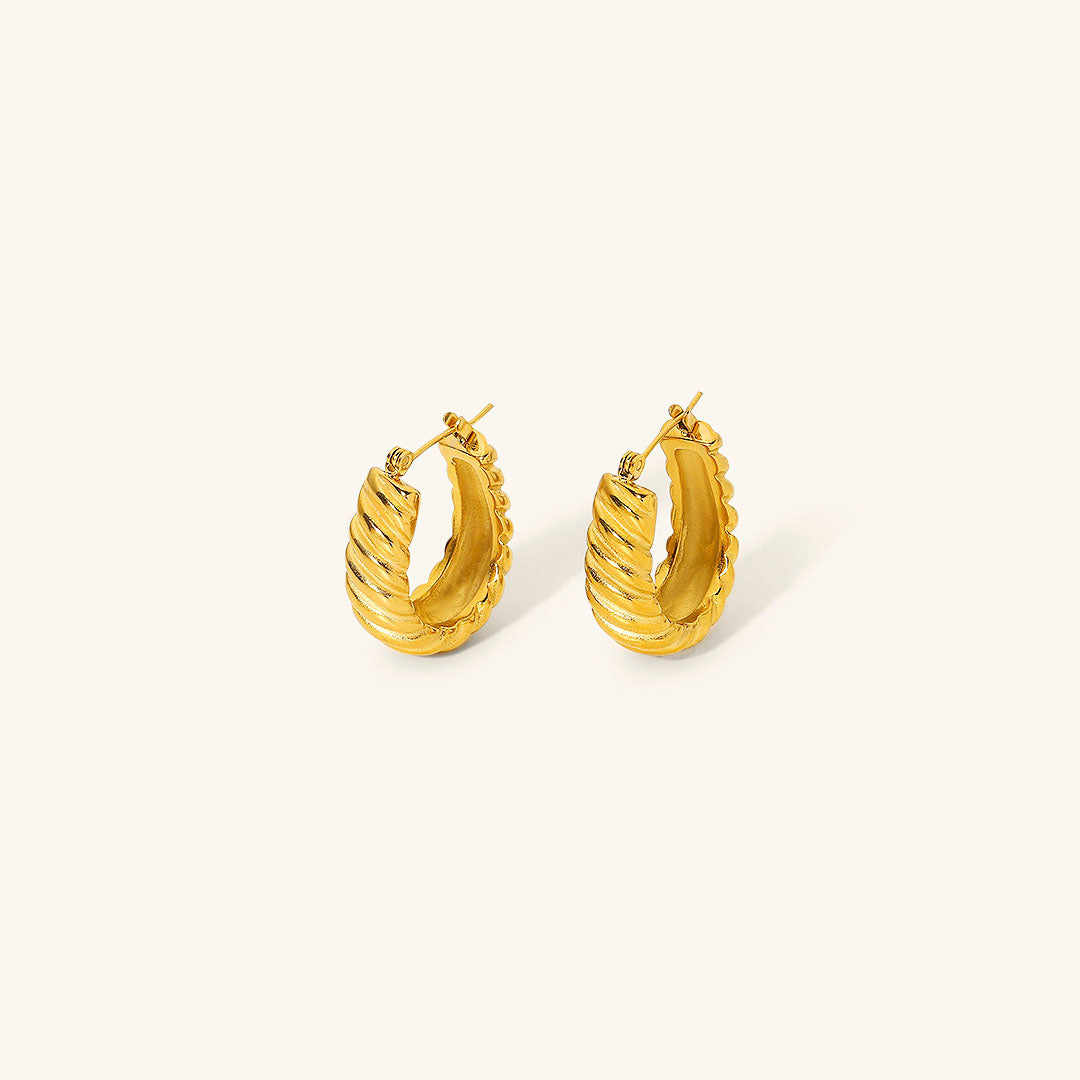 Lina Dazzle Gold Earrings