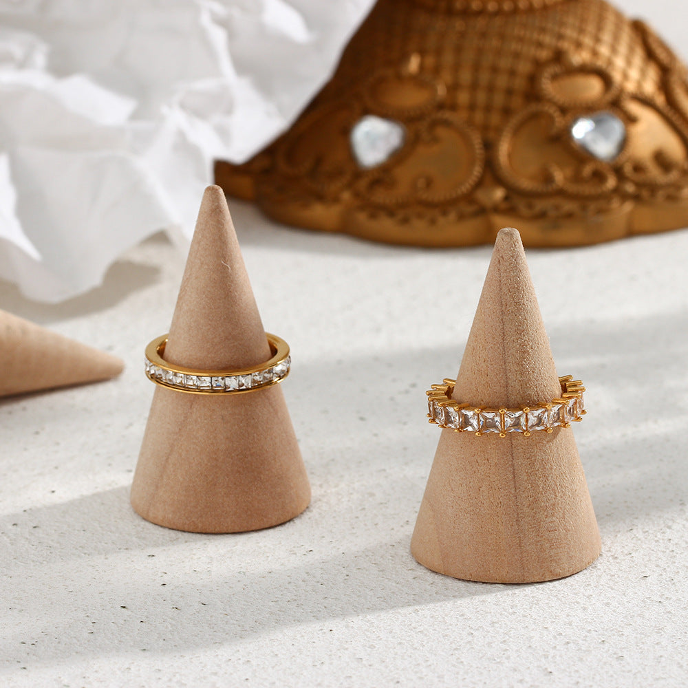 Aura Gold Band