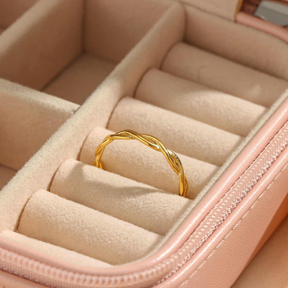 Luna Twist Gold Ring