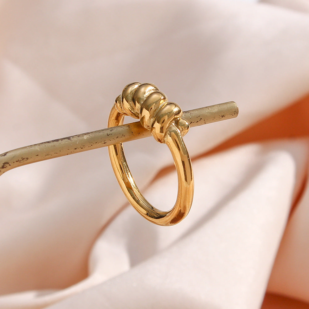 Twisted Elegance Gold Ring