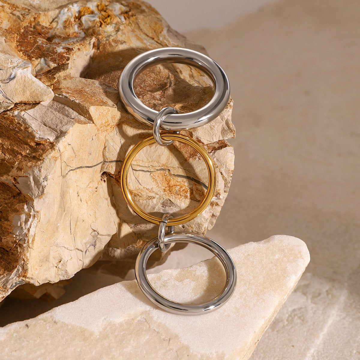 Canaria Intertwined Ring