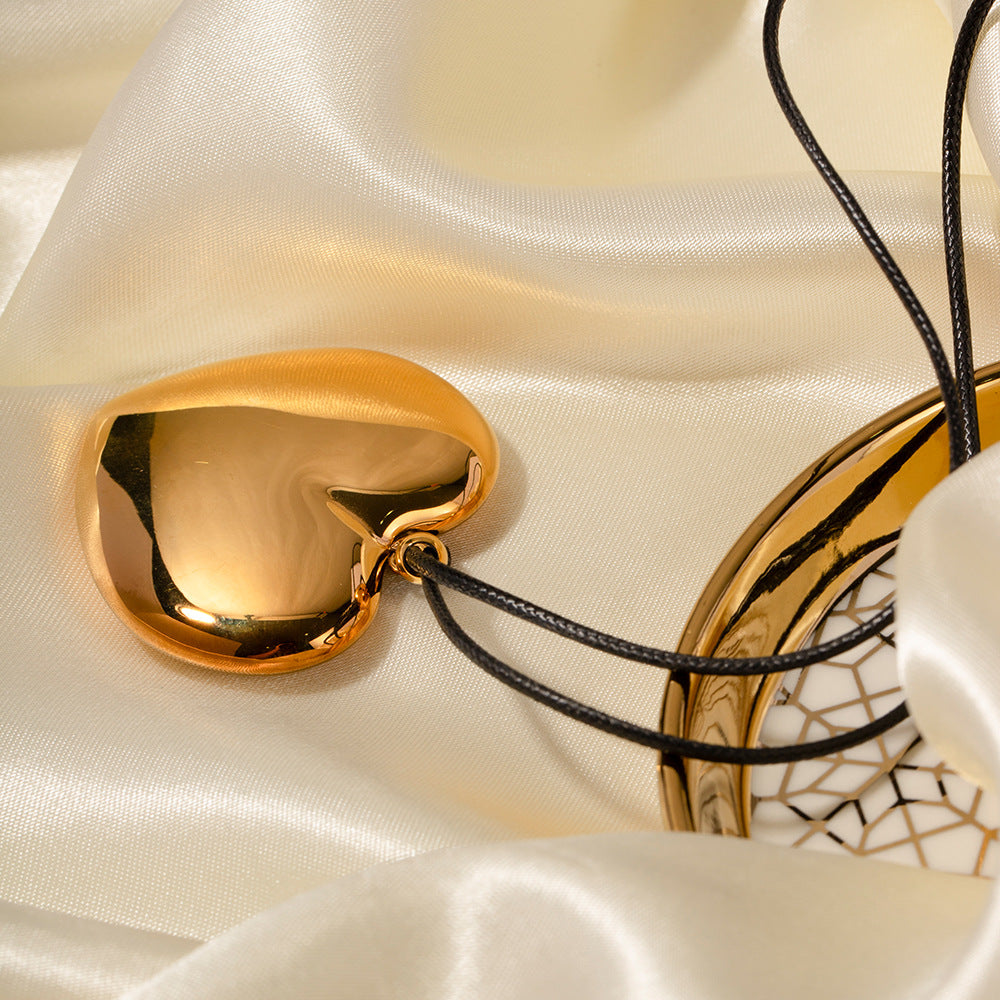 Ophelia Bold Heart Choker