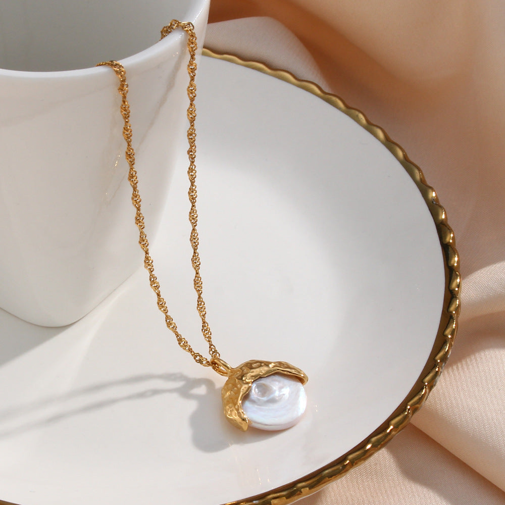 Luxe Pearl Radiance Necklace