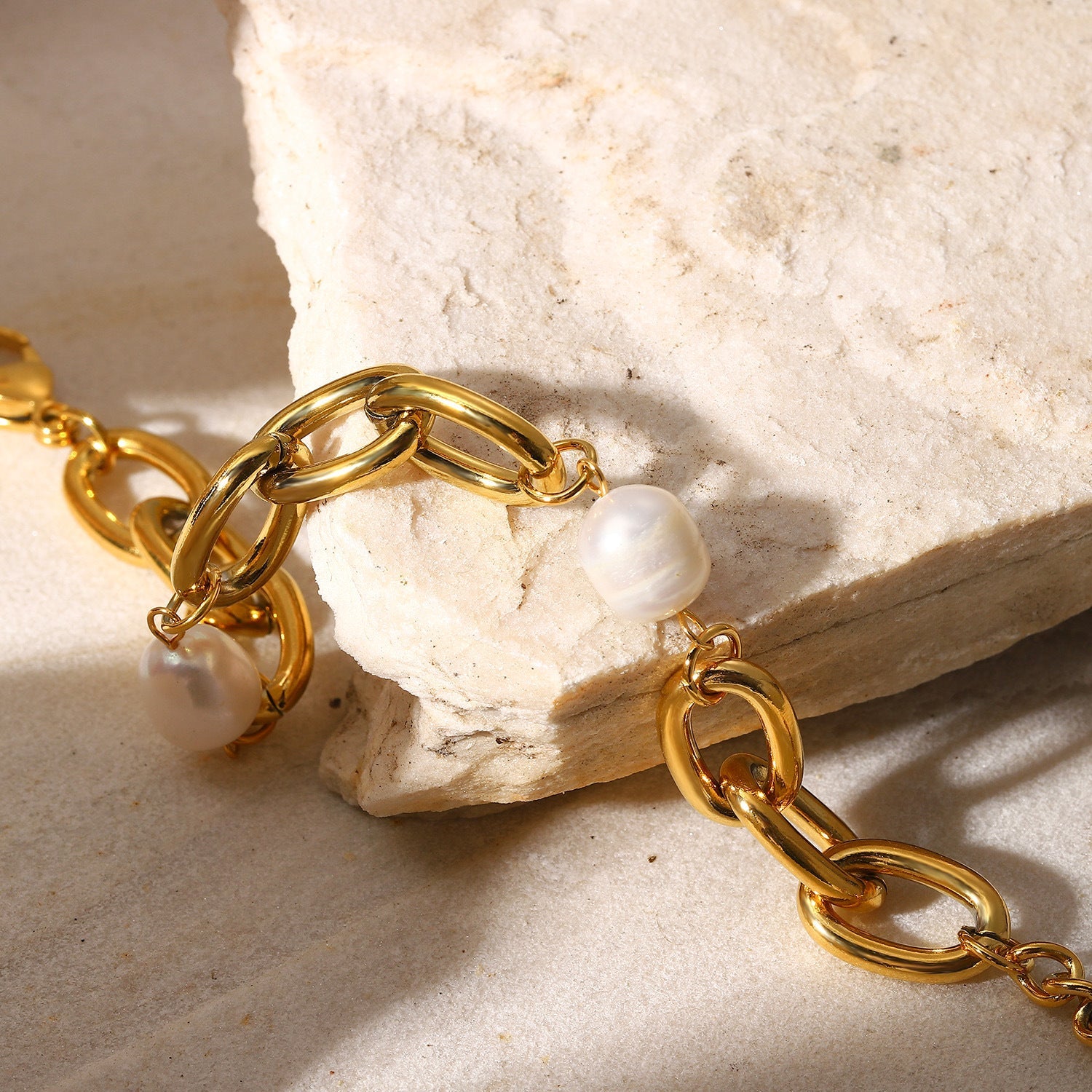 Elegant Pearl Chain Bracelet