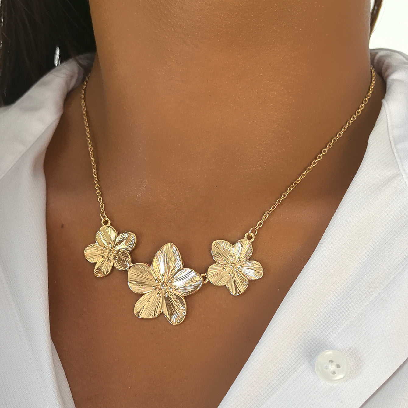 Floral Dream Gold Necklace