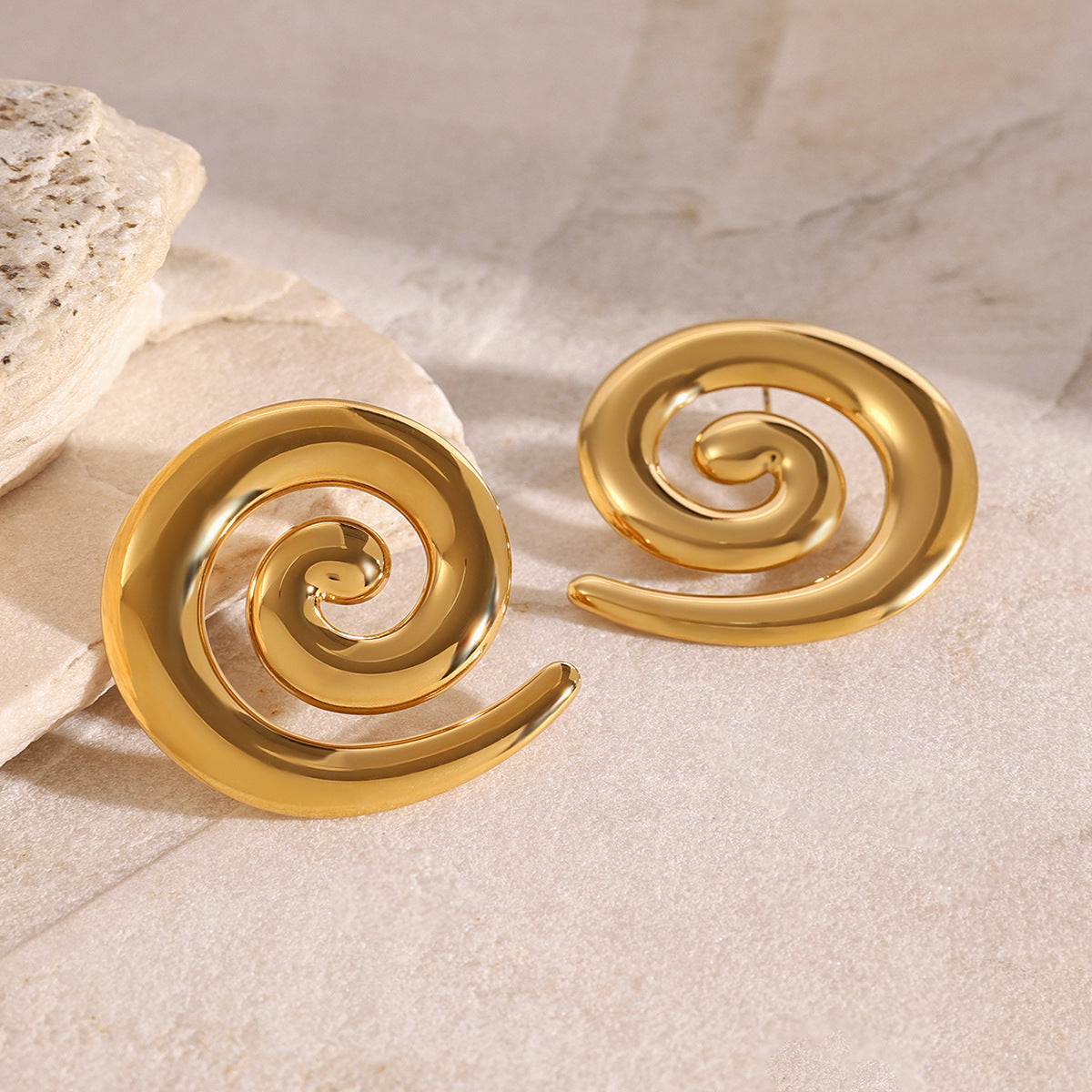 Zarya Sculptural Gold Earrings