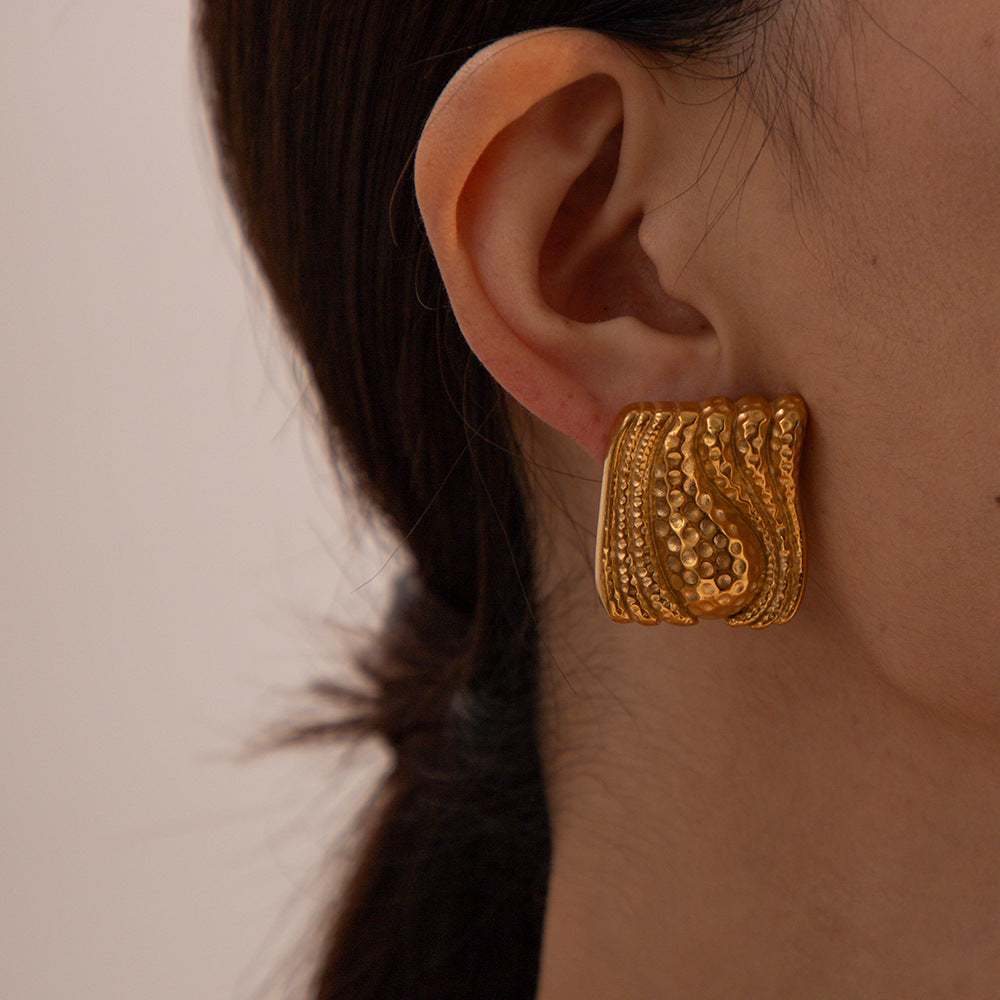Golden Bloom Teardrop Earrings