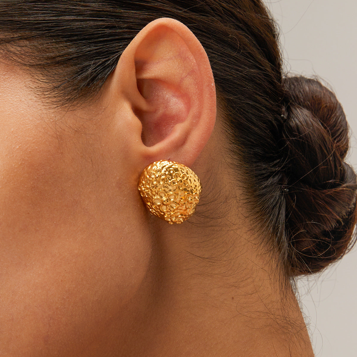 Vintage Bloom Gold Earrings