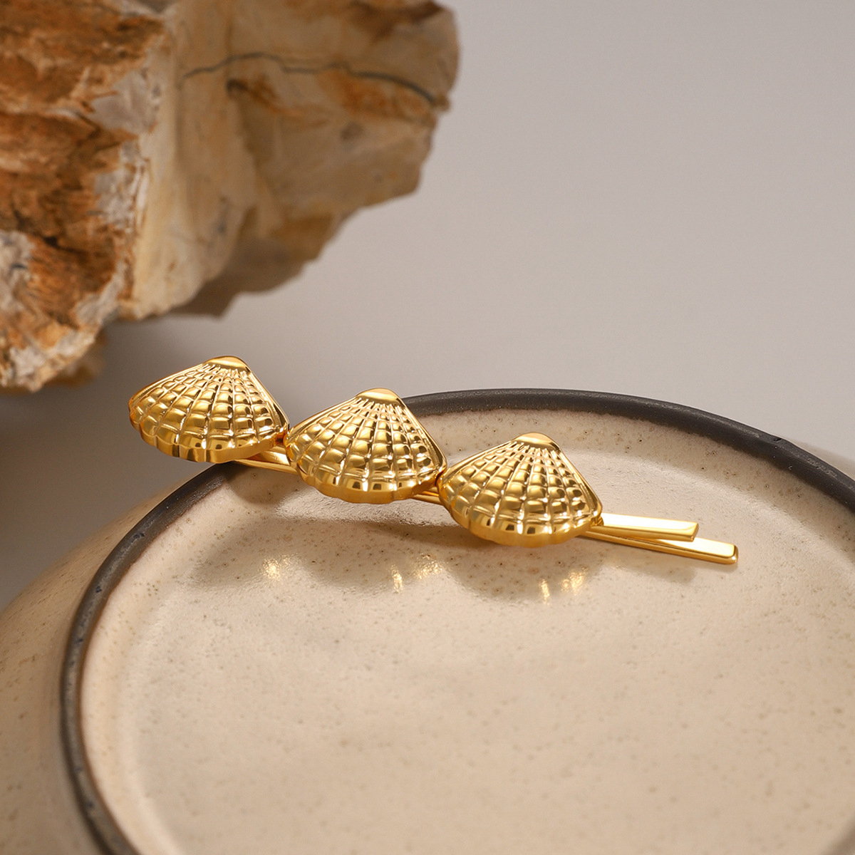 Golden Tide Seashell Hair Pin