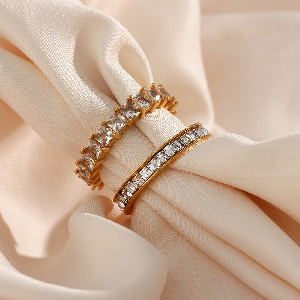 Aura Gold Band