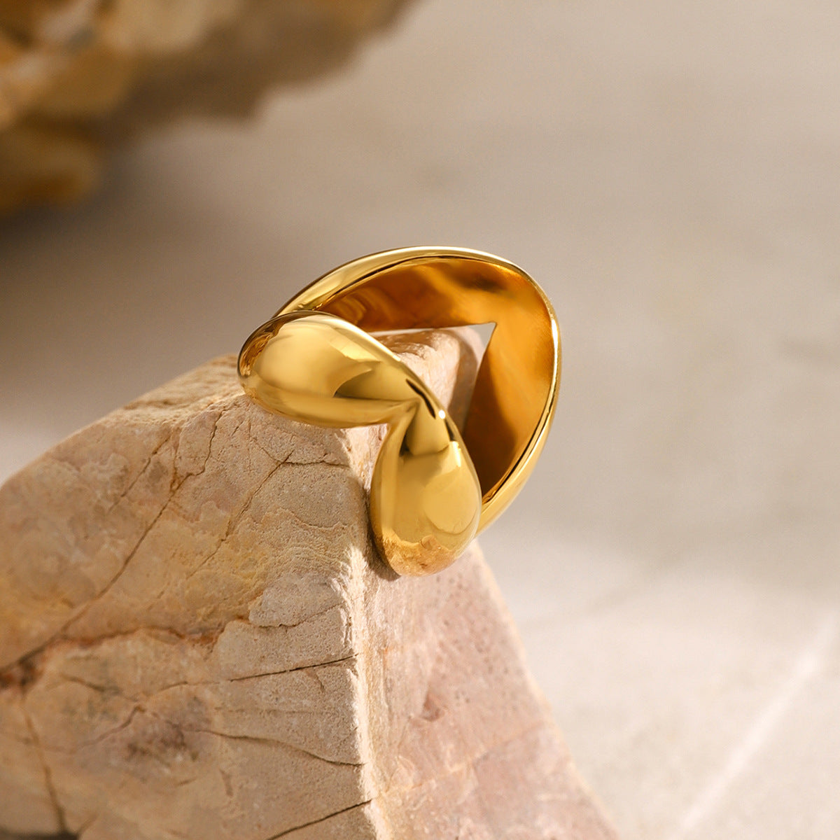 The Geometric Gold Ring
