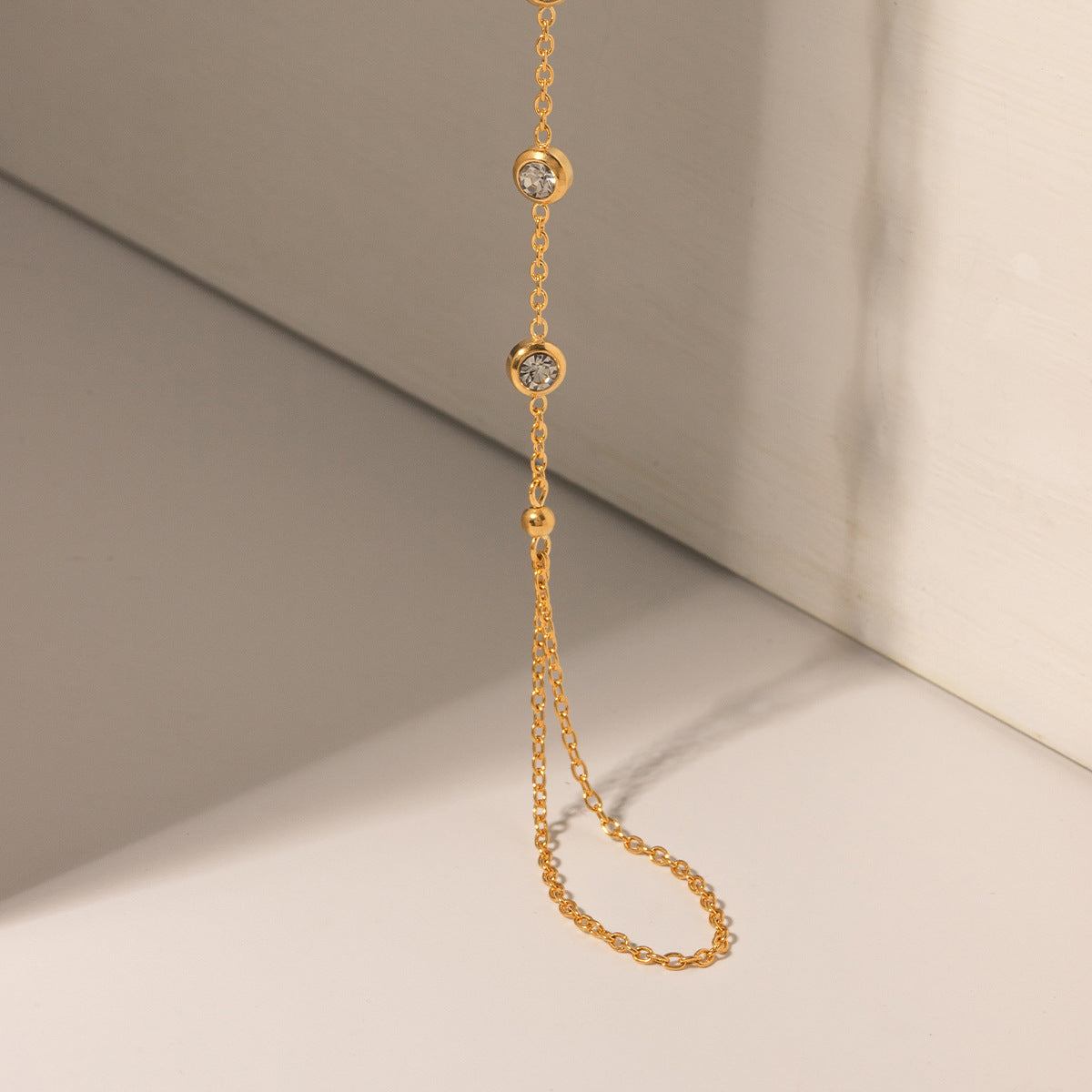 Radiant Leona Hand Chain