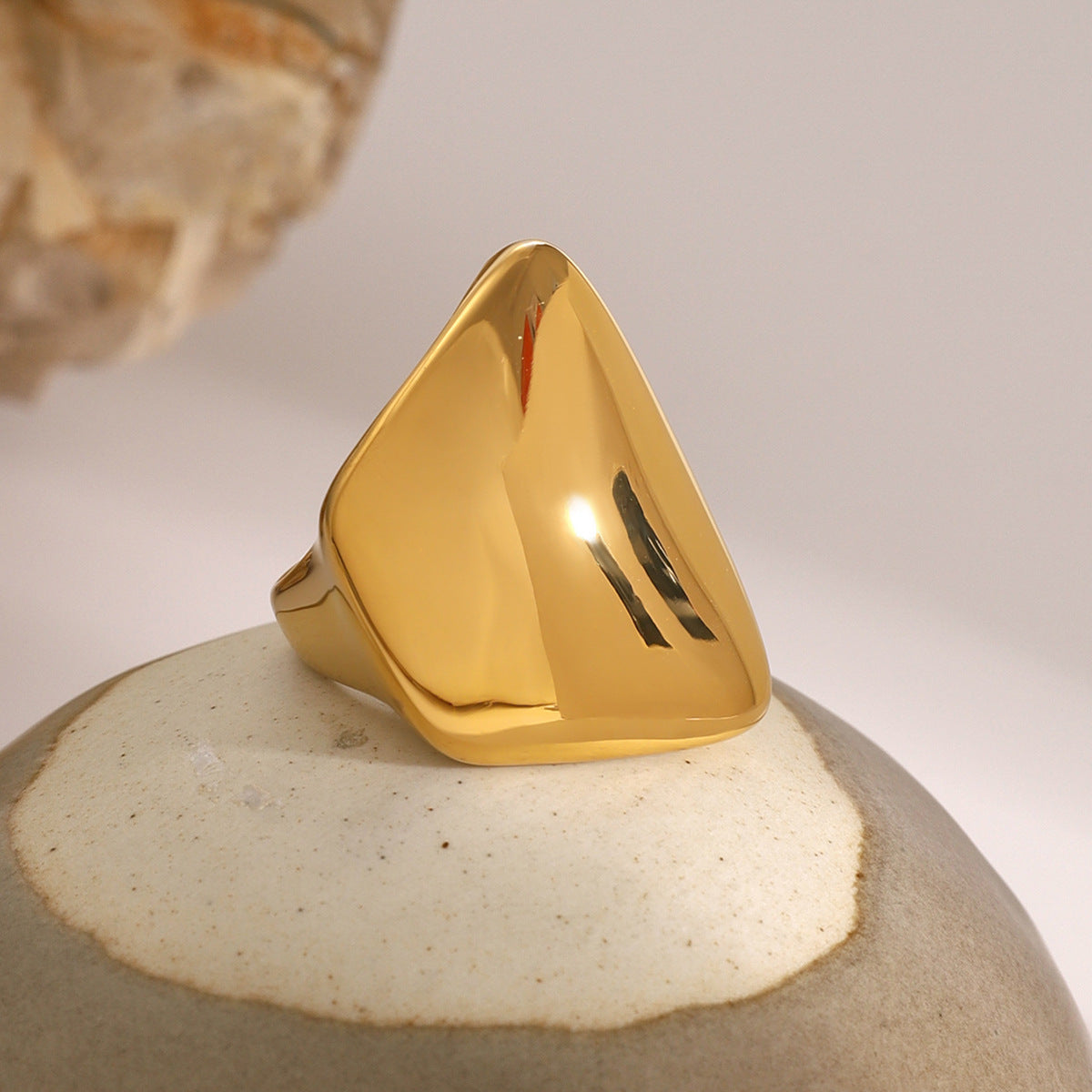 Elowen Geometric Gold Ring