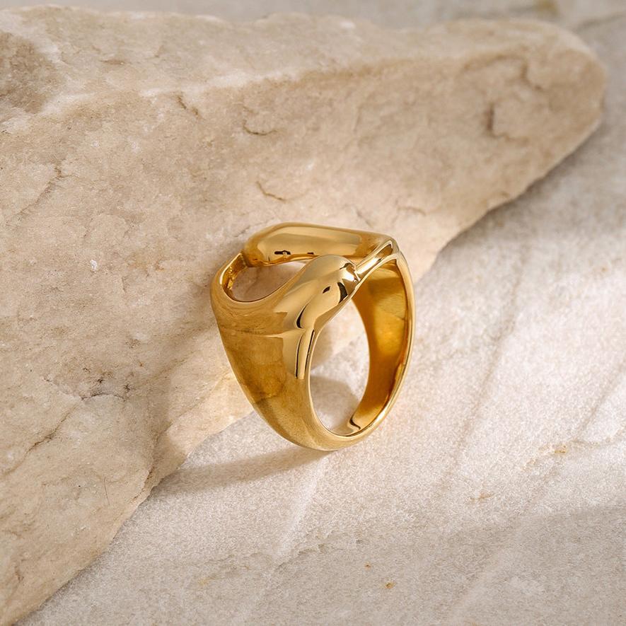 The Aura Ring