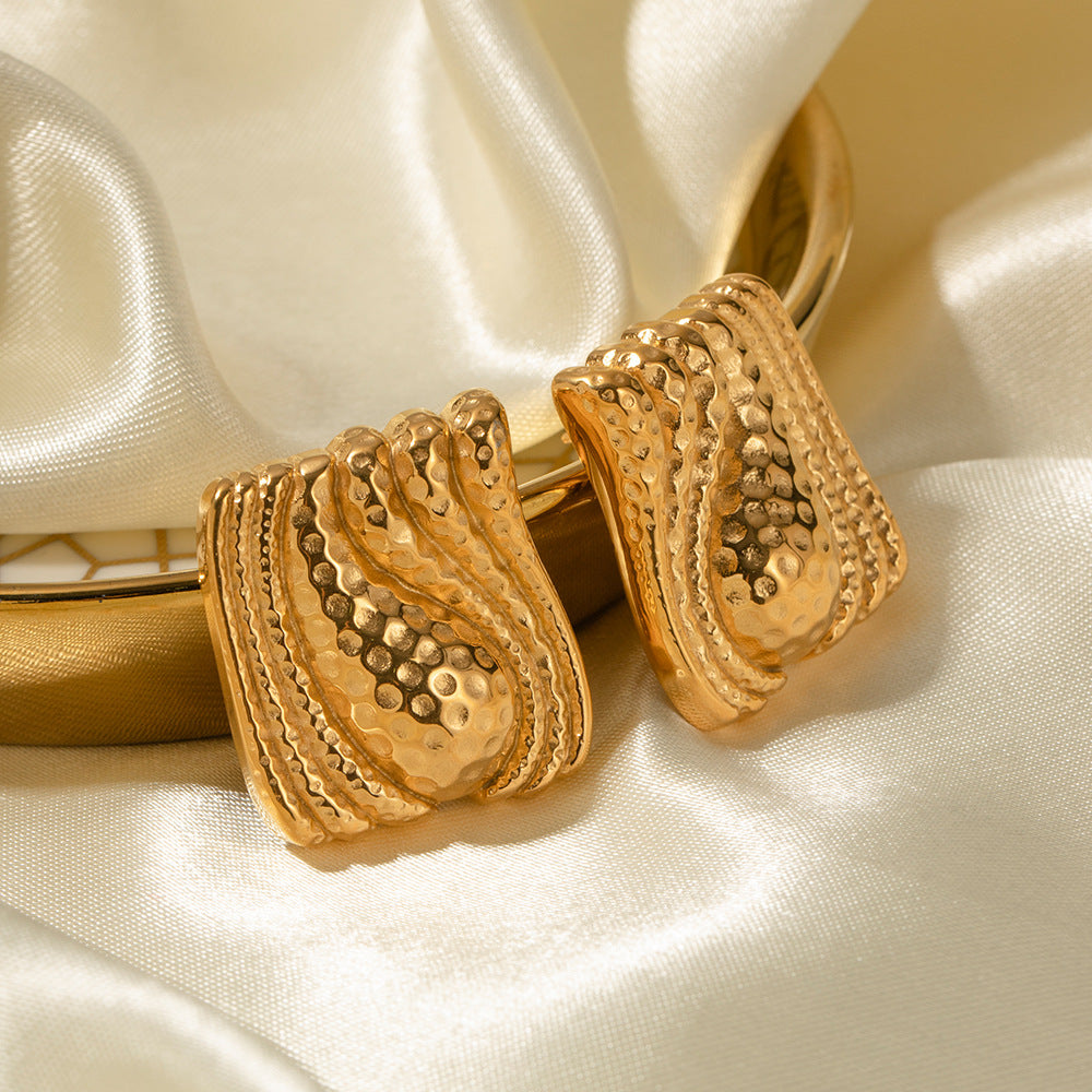 Golden Bloom Teardrop Earrings