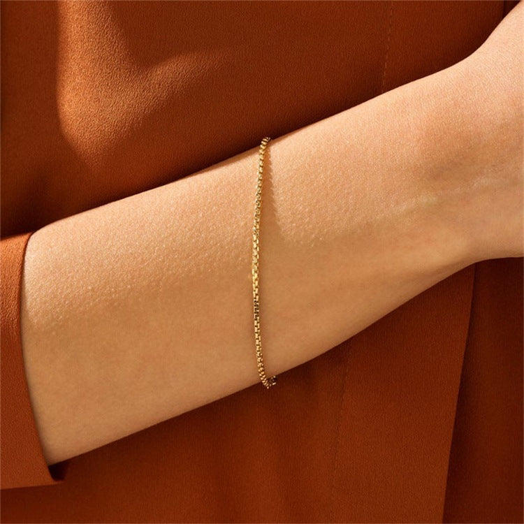 Elegance Gold Chain Bracelet