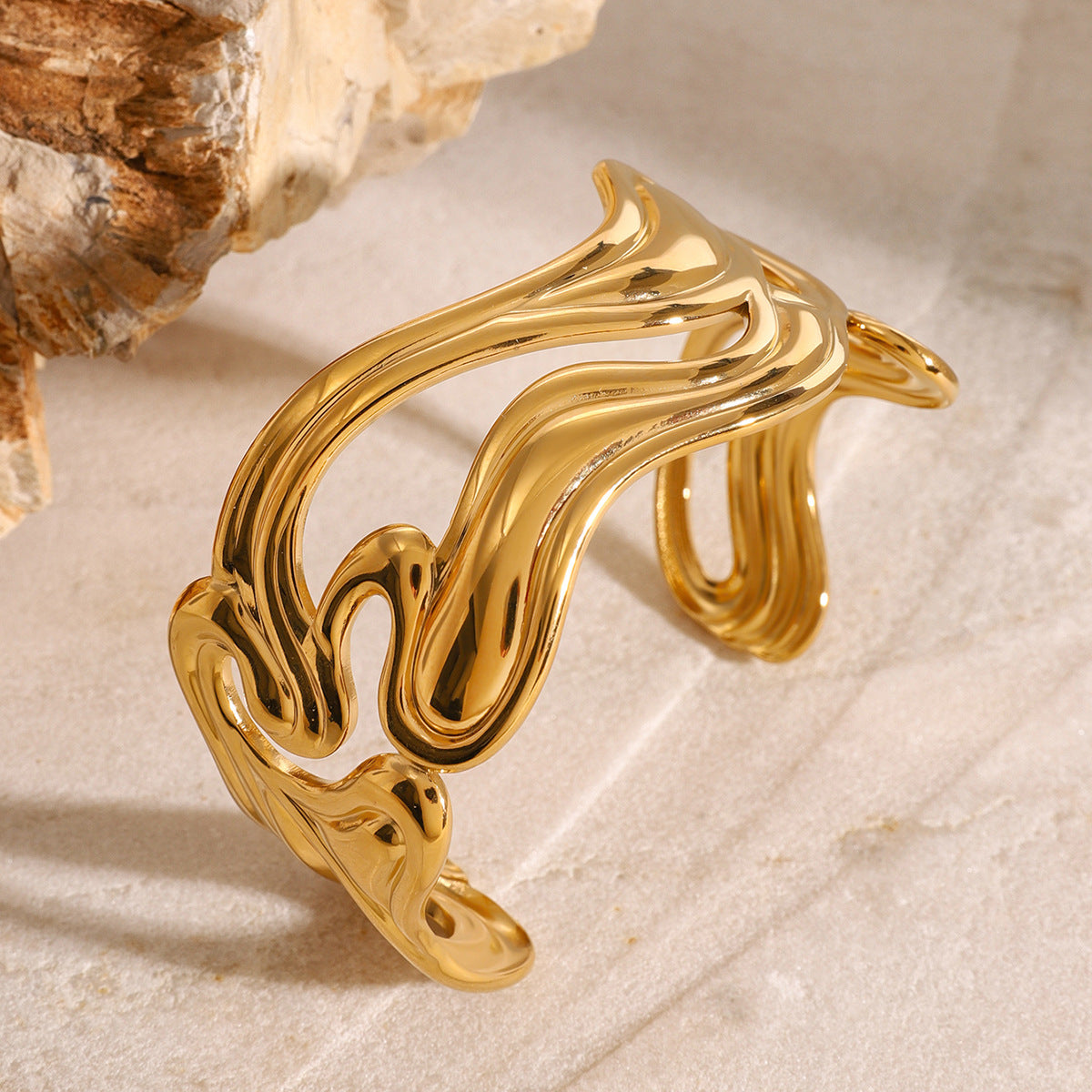 Ethereal Gold Wavy Bangle