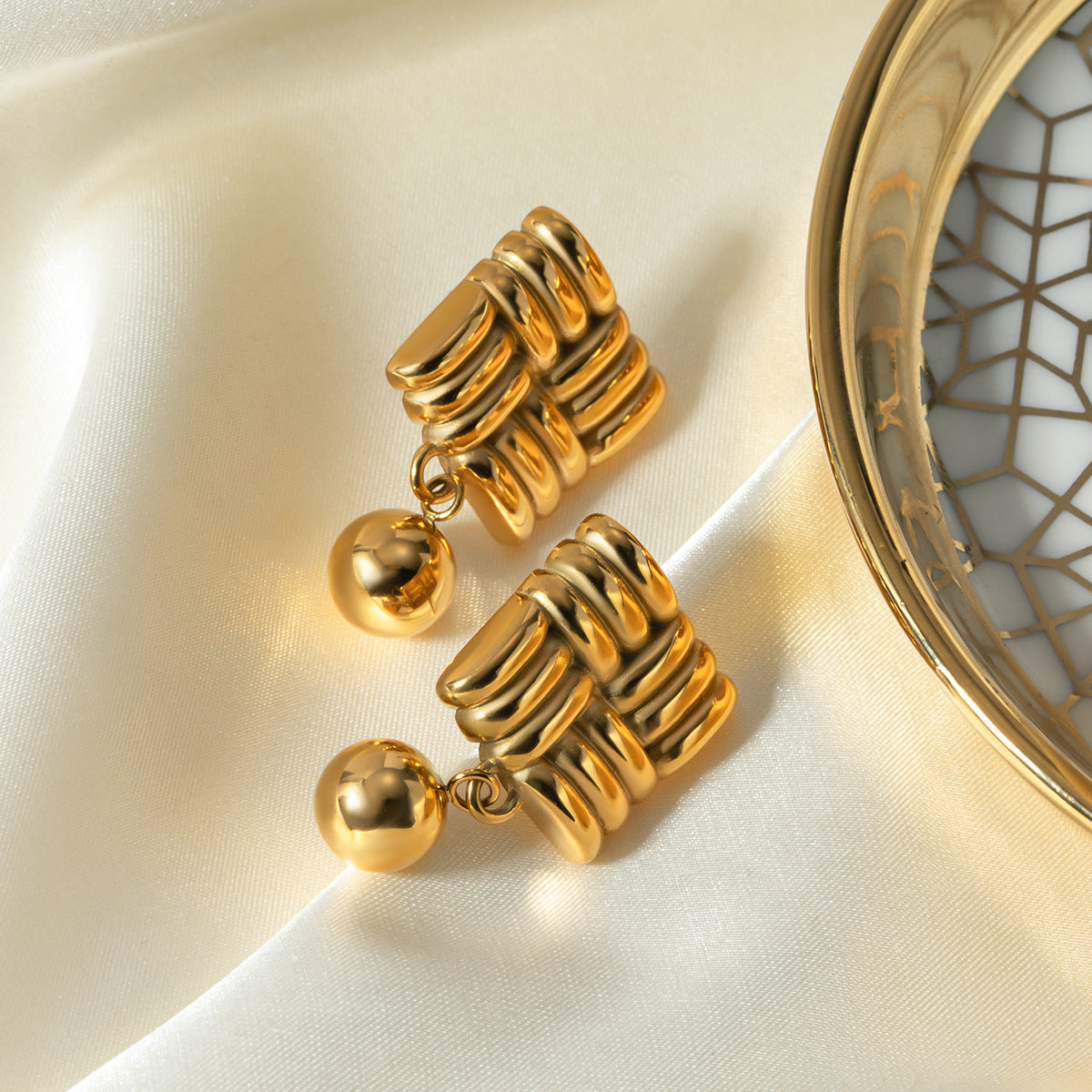 Alba Modern Gold Earrings