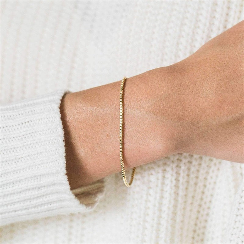 Elegance Gold Chain Bracelet